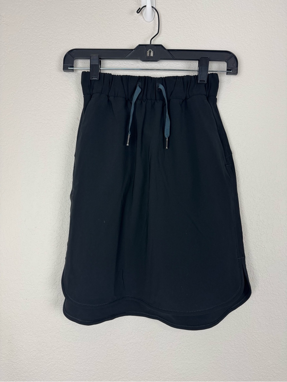 Lululemon Black Athletic Mini Skirt Pickleball Workout Sporty Golf